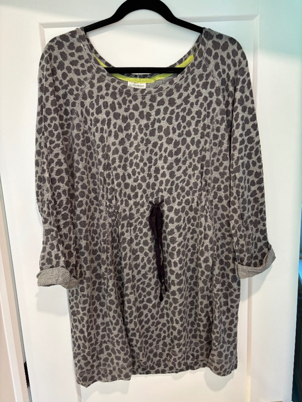 Motherhood Maternity Gray Leopard Drawstring Tunic Top Sweatshirt Size L
